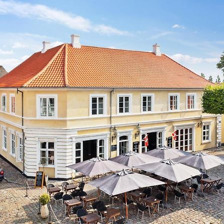 Hotel Pa Torvet Ærøskøbing Εξωτερικό φωτογραφία
